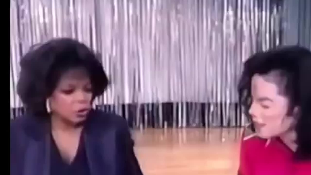 Remember that time Michael Jackson completely ignored Oprah and just sang in her face?