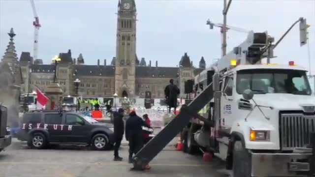 CANADIANS UNITE 🇨🇦🚛🚚 TRUCKERS EVERYWHERE!!!! 🚚