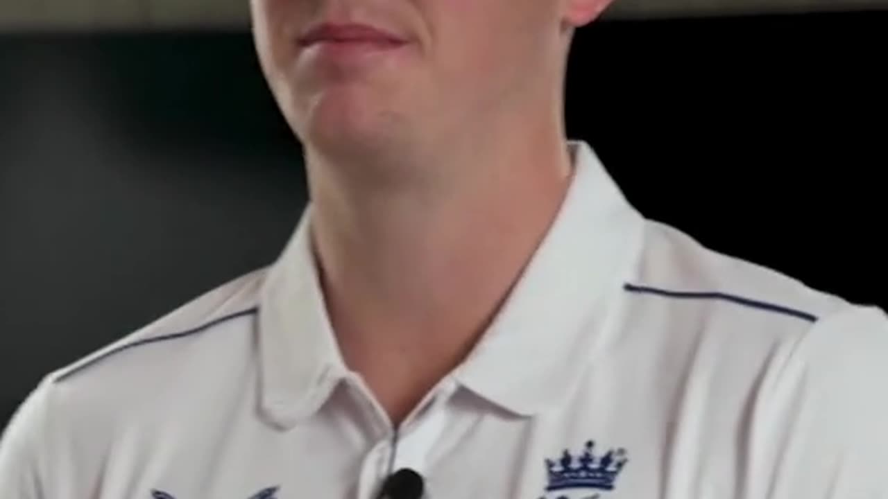 England players reaction on pat Cummins