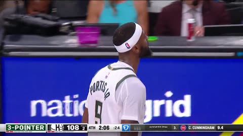 Portis is a triple machine! 5/5 three-pointers #NBA #Bucks