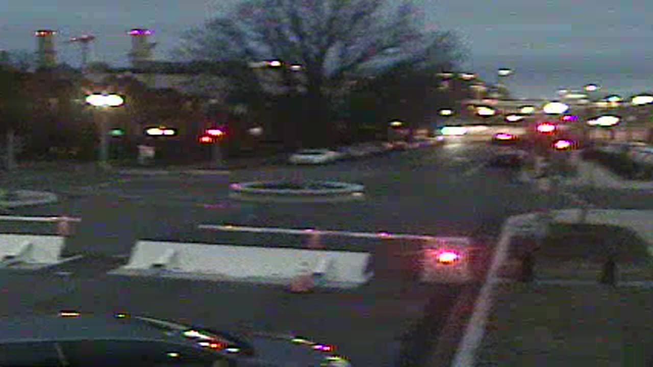 0753QSE00SCap-DSE_2021-01-06_17h20min01s713ms.mp4