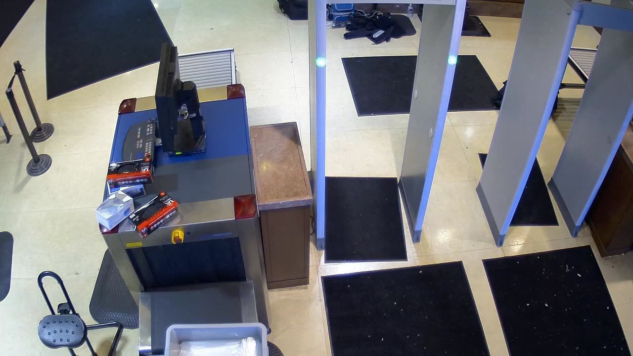 7136CVCULNScreeningMetalDet3_2021-01-06_14h40min00s937ms.mp4