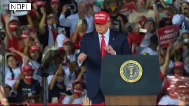 Trump Doing Silly Dance ” Moves On Stage