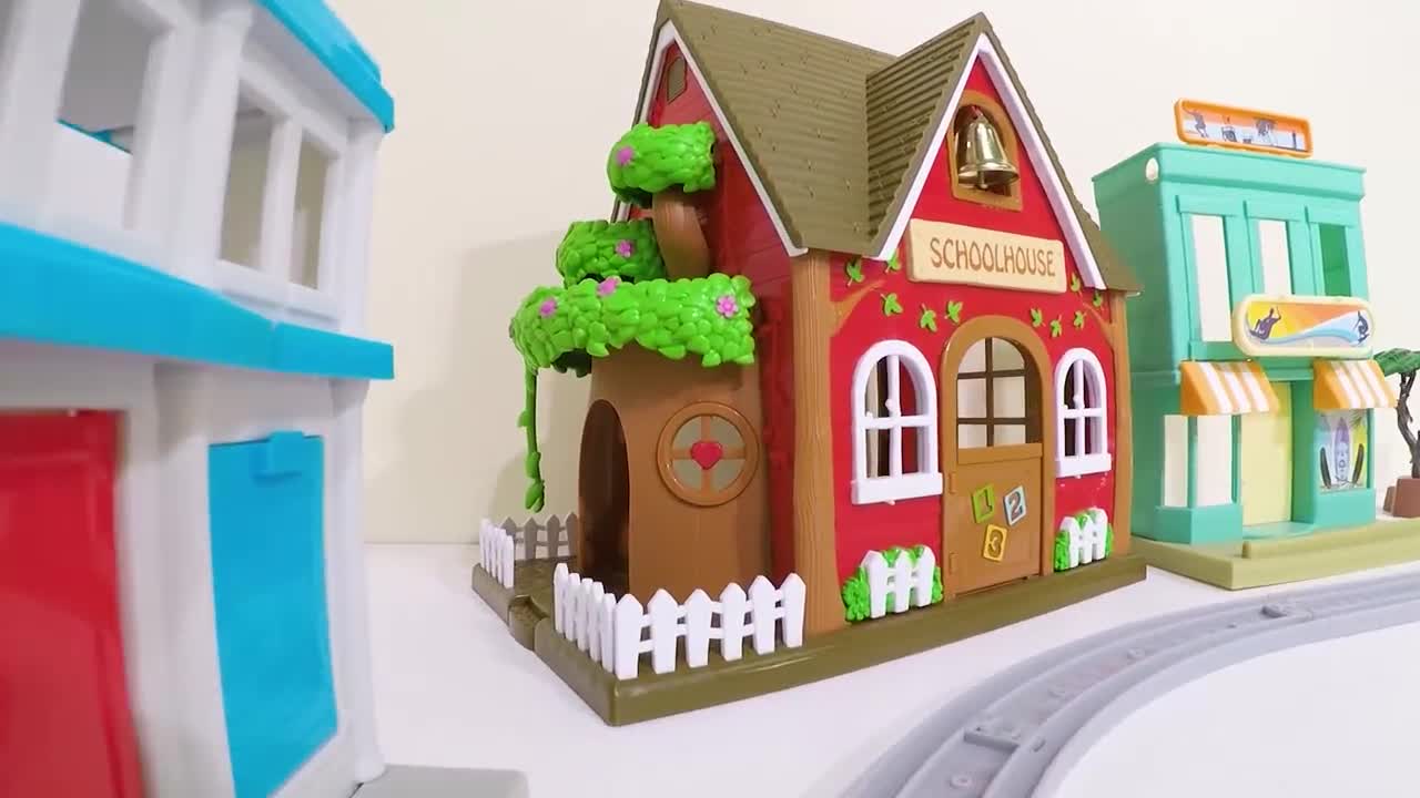 Train Video for Kids Toy Learning with Titipo!