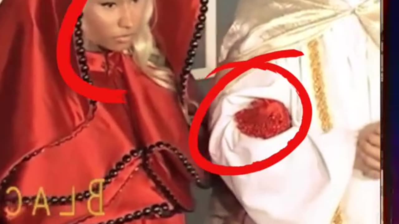 Omg π₯Άπ₯Άπ₯Ά. Who is that π±π±π±π±.
