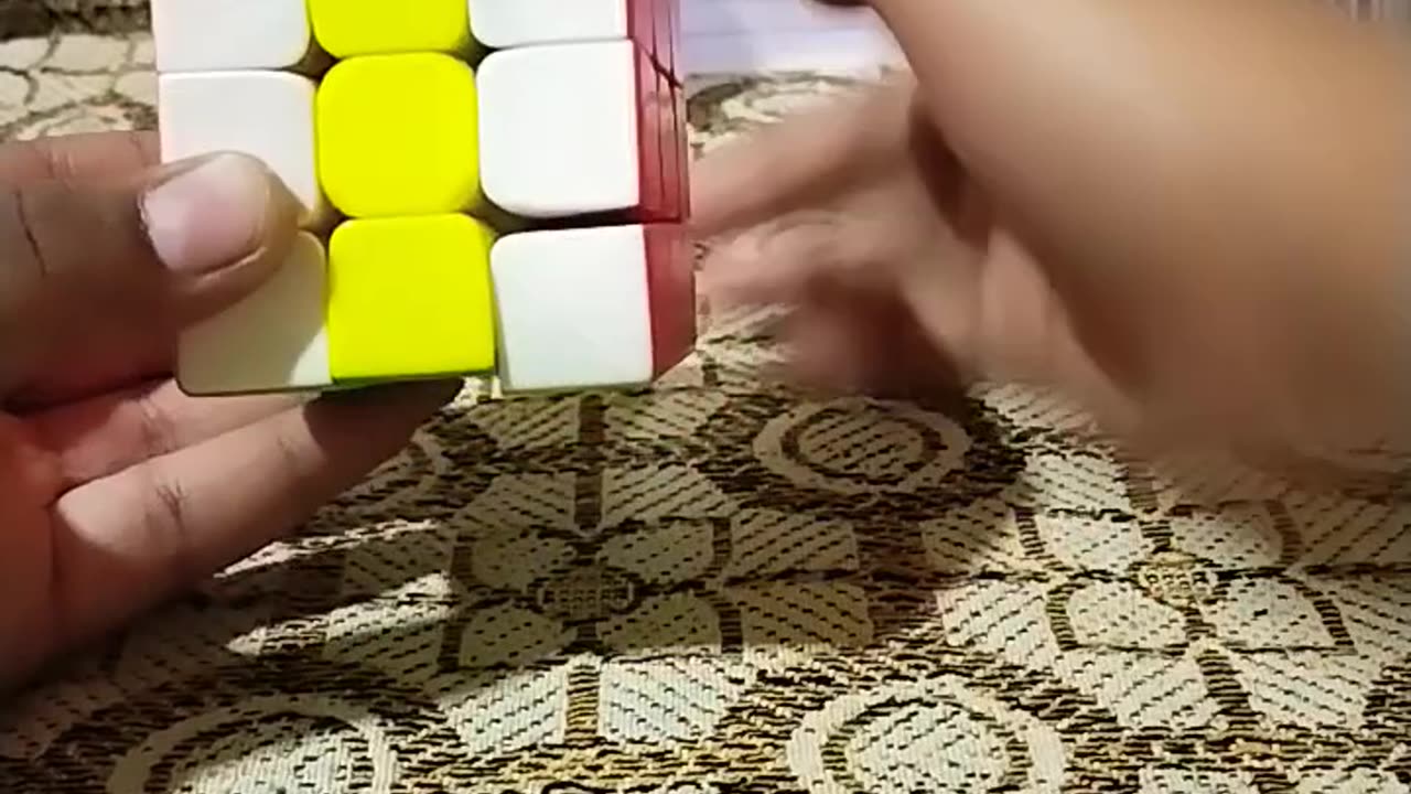 NEW TIPS AND TRICKS IN RUBIK'S CUBE #puzzle