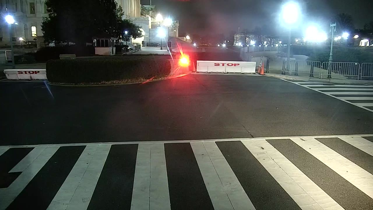 0687USCG00K25SouthBarricadePlaza_2021-01-05_02h20min00s057ms.mp4