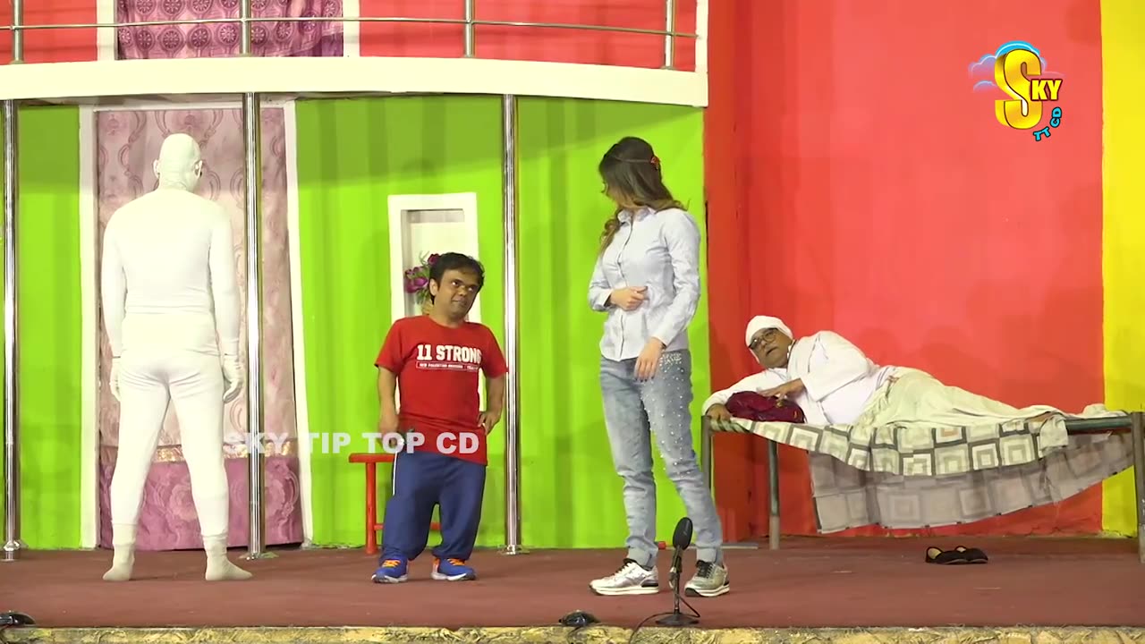 Vicky Kodu and Silk Choudhary | Shazeb Mirza | Shoka | New Stage Drama 2021 | Comedy Clip 2021