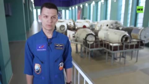 RT Speaks With Russian flight engineer & scientist
