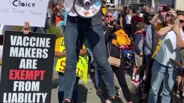 Attorney Nicole Pearson Speaks at Huntington Beach School Walkout Rally #2
