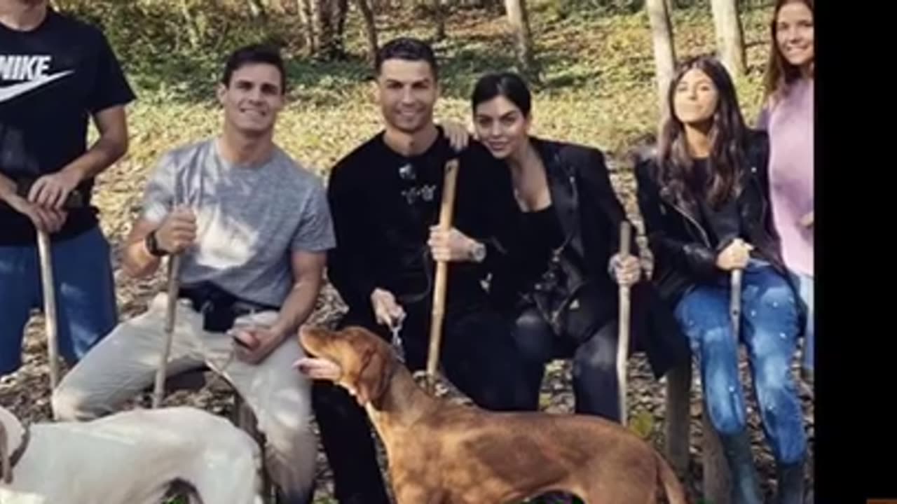 How cristiano ronaldo enjoy holiday with his pets and family ❤️