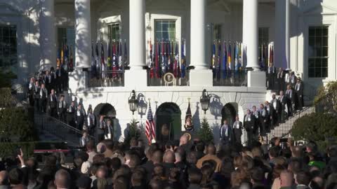 "Gay Men's Chorus" Performs In Front Of White House