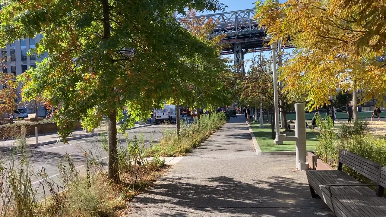 Domino Park to Brooklyn Navy Yards (NYC)