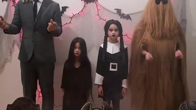 The Addams Family - Happy Halloween!