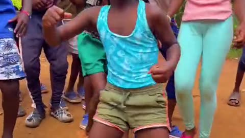 The most dance video for baby are group