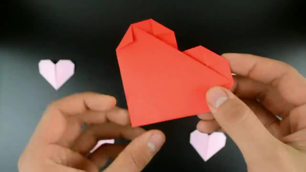 Easiest Origami Heart Ever! - Tutorial in English (BR)