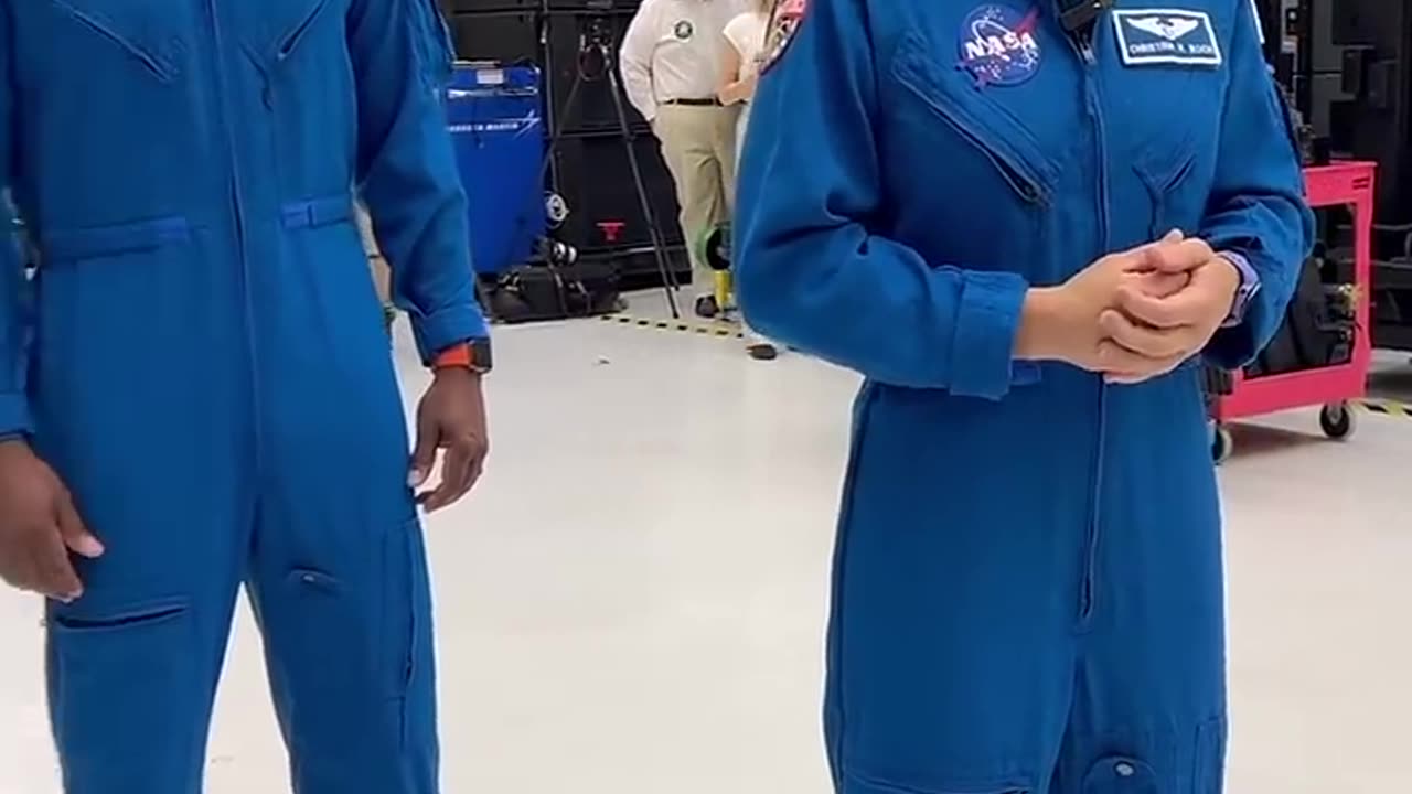 Astronaut's First Look At Their Spacecraft By NASA OFFICIALS