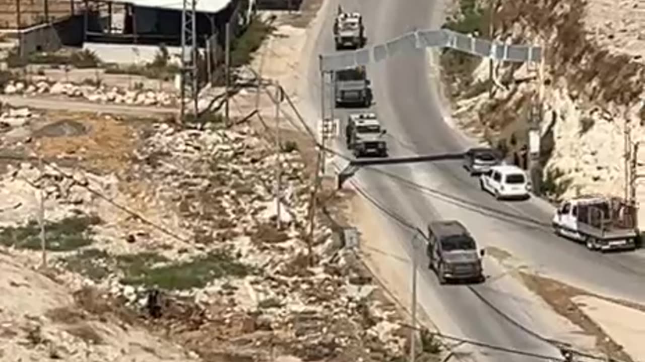 Withdrawal of Israeli forces from Far'a camp towards Al-Malaika Bridge