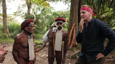 Papua's Dani Tribe Leader!!! And their culture.!!