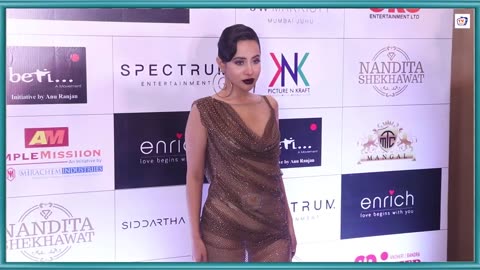 Urfi Javed Burns The Red Carpet With Sheer Golden Dress At Beti Fashion Show 2023