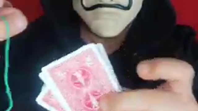 Amazing Magic Trick Revealed With Cards and Rubber Dand