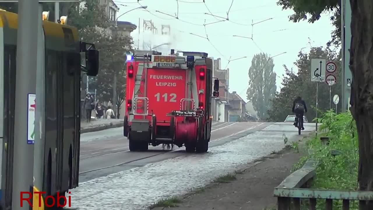 German fire engine responding with 2-tone martin air horns