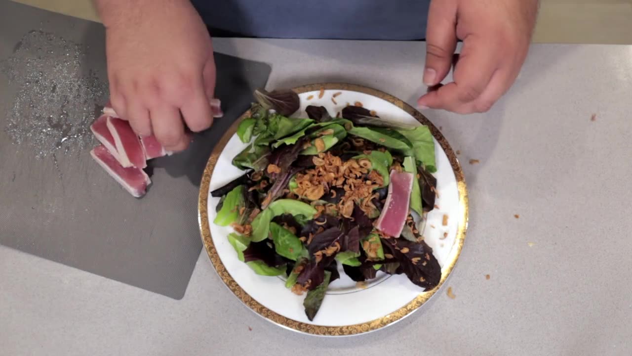 Seared Ahi Tuna Salad & Ponzu Dressing