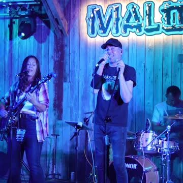 Bound for Branson sings Luke Combs Beer Never Broke My Heart at Maloney's