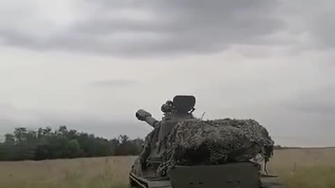 Flyby of Ukrainian Su24 Over the Battlefield