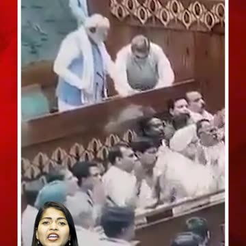 అలసిన ప్రతిపక్ష నేతలకు నీరిచ్చిన ప్రధాని మోదీ #narendramodi #water #viralvideo #shorts | FBTV NEWS