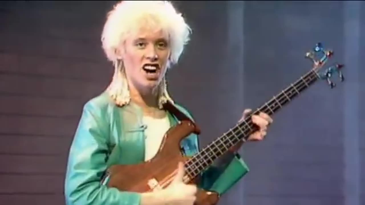 Kajagoogoo - Too Shy