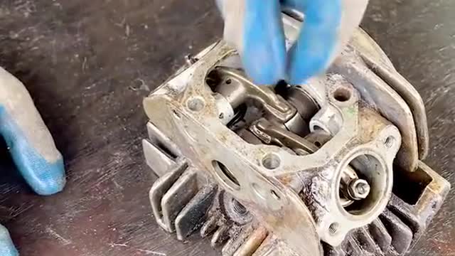 Cleaning and installation of automobile parts
