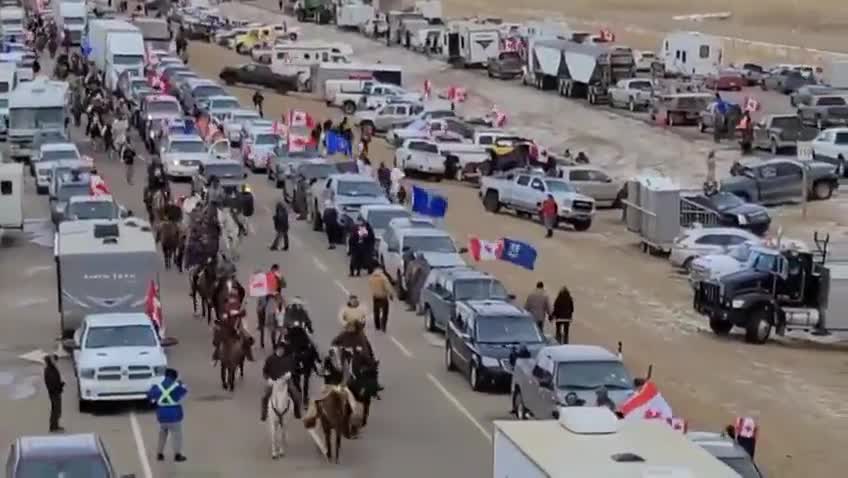 Coutts Alberta 🇺🇸 American and Canadian 🇨🇦 Cowboys together