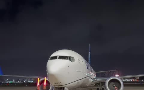 ✈️Ready to receive the plane ✈️
