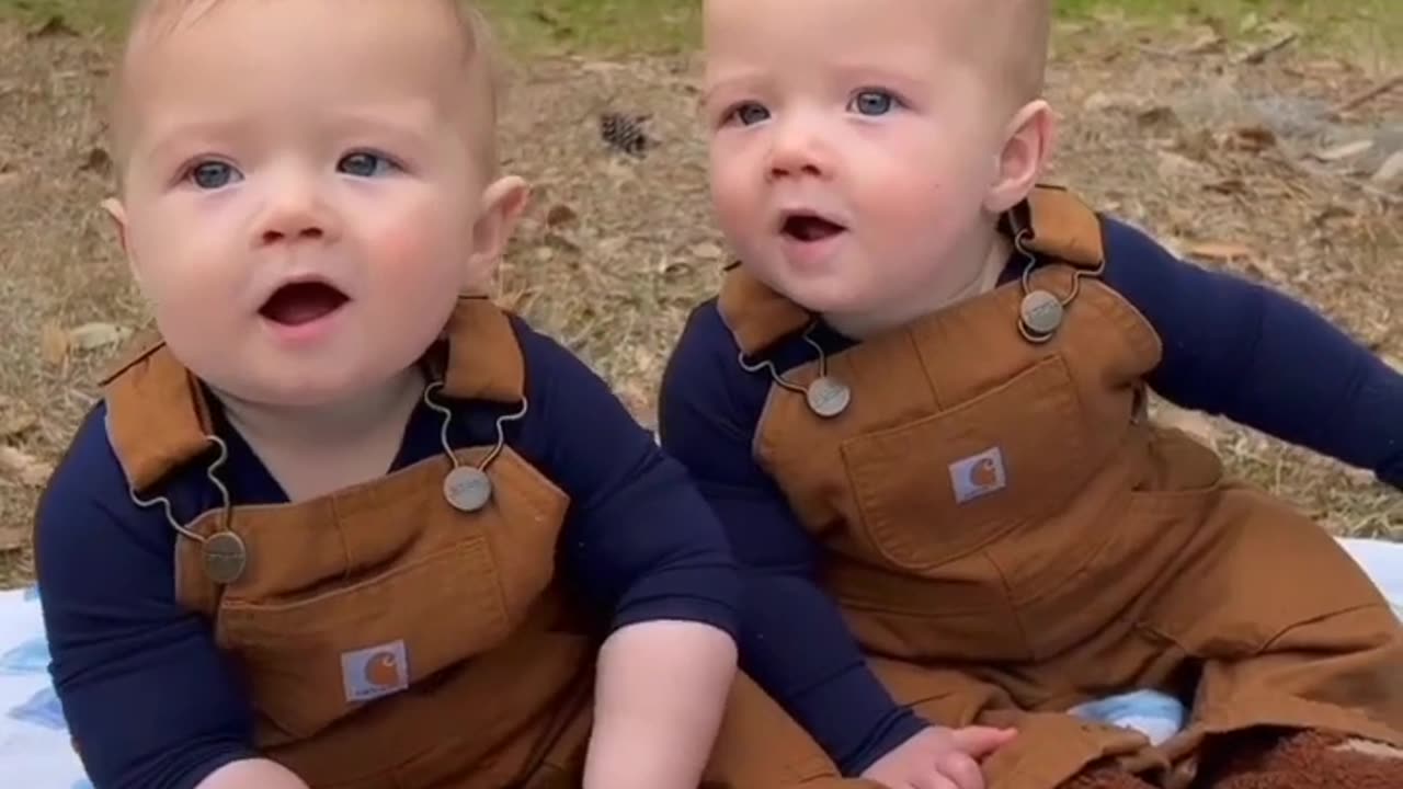 cute twins baby boys 😃 - #shorts #cute