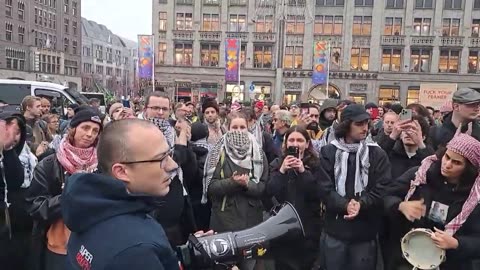 The Dutch people are defying the ban on protests, flooding the streets in solidarity with Palestine
