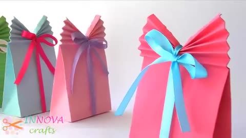 DIY crafts: Paper GIFT BAG (Easy) - Innova Crafts