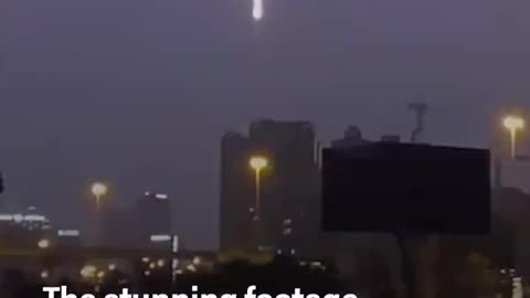 Dubai - Lightning