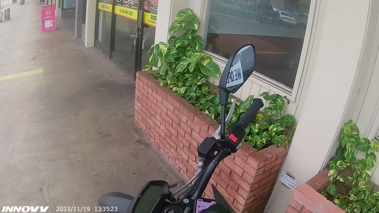 Food delivery on the Zero FX electric motorcycle