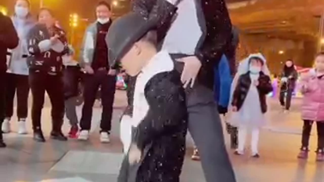 Billie Jean (with child dancer) - Michael Jackson Dance Tribute _streetdance