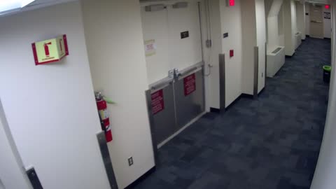 1664HQOB01EExitEastCentral_2021-01-05_05h40min00s457ms.mp4