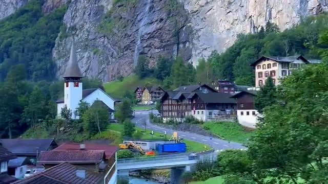 Dreamy Ride in Lauterbrunnen🇨🇭