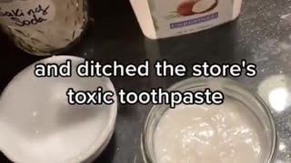 Homemade Toothpaste with Coconut oil no fluoride