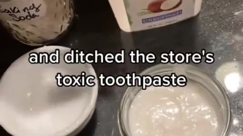 Homemade Toothpaste with Coconut oil no fluoride