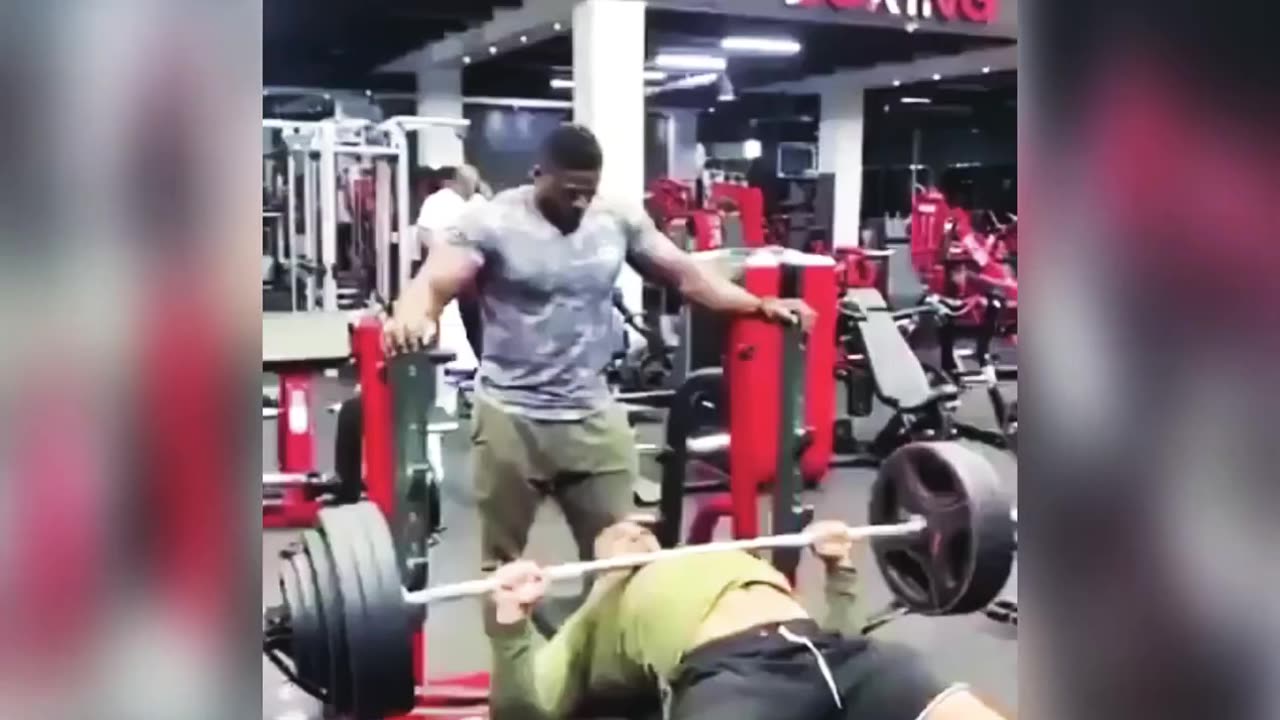 🏋️‍♂️ Funny GYM FAILS - Compilation - Try not to Laugh 🏋️‍♂️