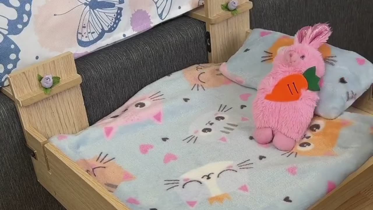 Kitty In Her Bed