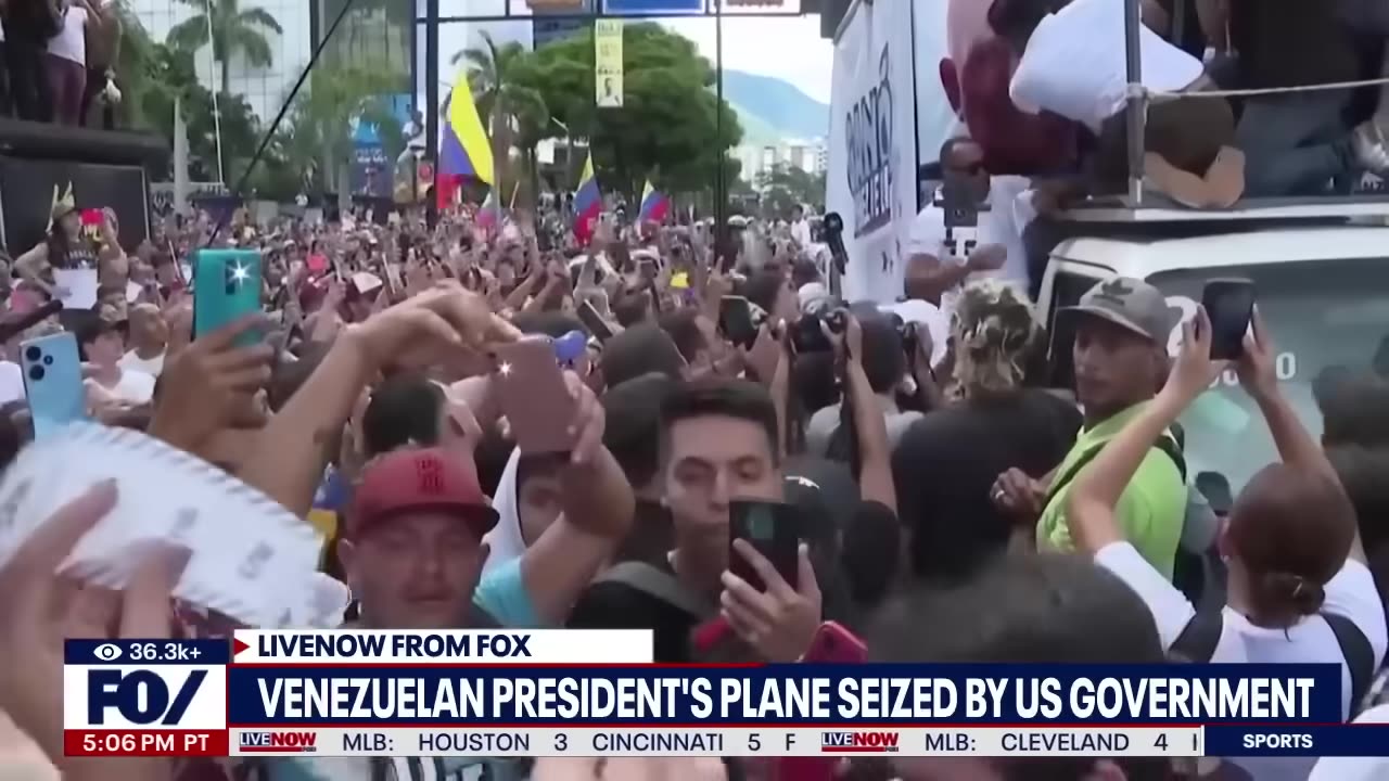 🚨 US seizes plane of Venezuelan President Nicolás Maduro