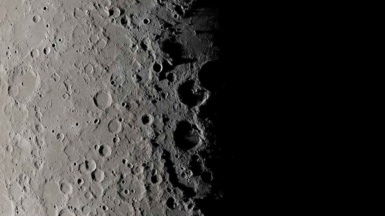 Clair_de_Lune_4K_Version_-_Moon_Images_from_NASA's_Lunar_Reconnaissance_Orbiter(2160p)