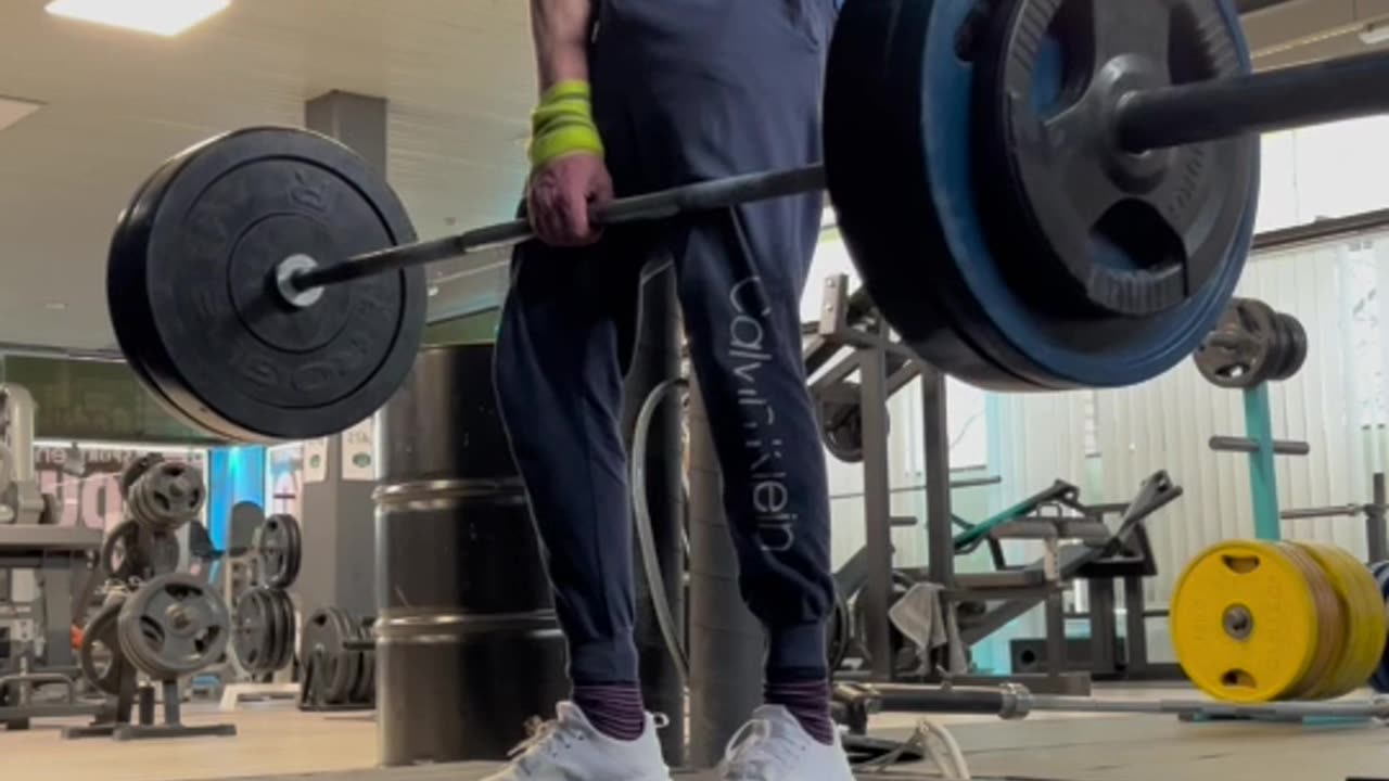 Onehand deadlift