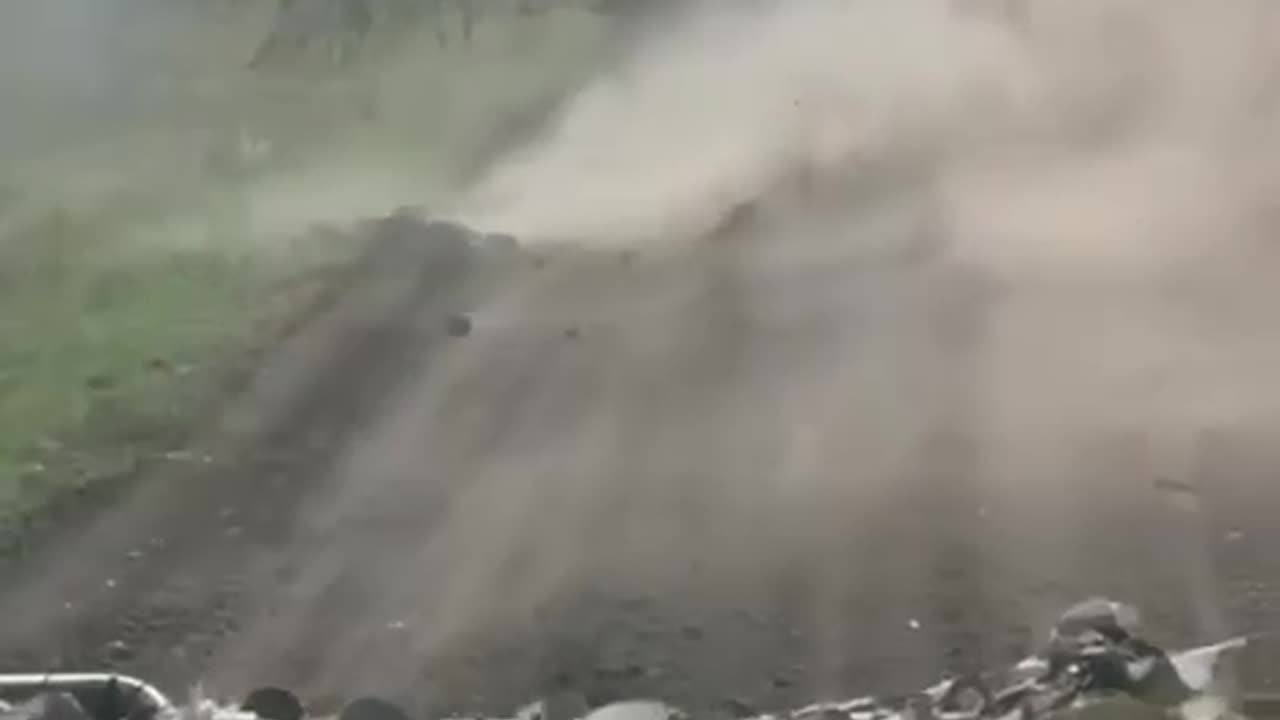 🇺🇦 Robotine district 👀 Russian tank is on fire 🔥